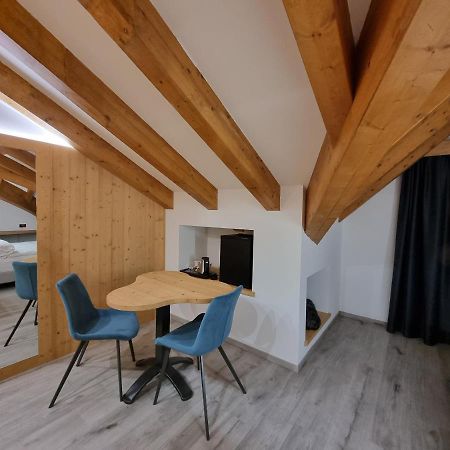 אנדלו Hotel Canada מראה חיצוני תמונה