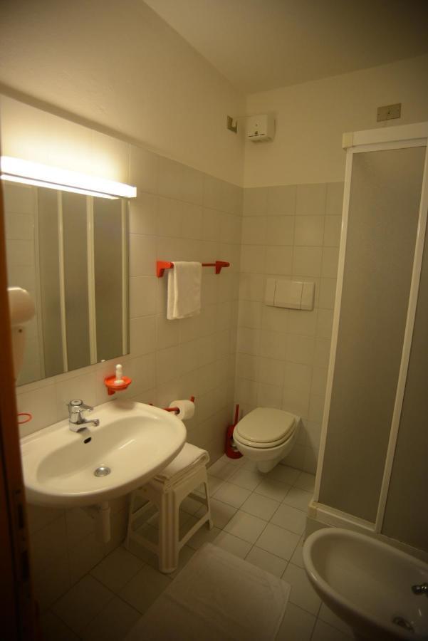 אנדלו Hotel Canada מראה חיצוני תמונה