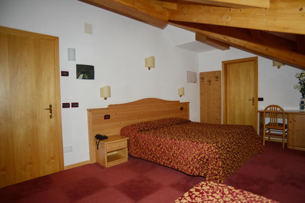 אנדלו Hotel Canada חדר תמונה