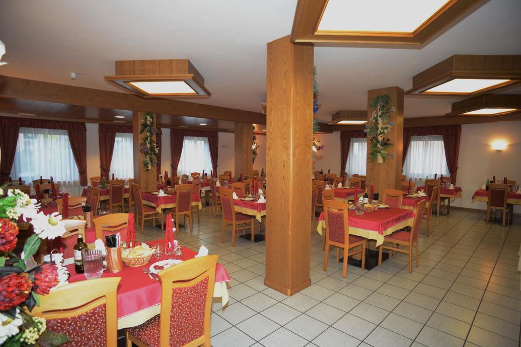 אנדלו Hotel Canada מראה חיצוני תמונה