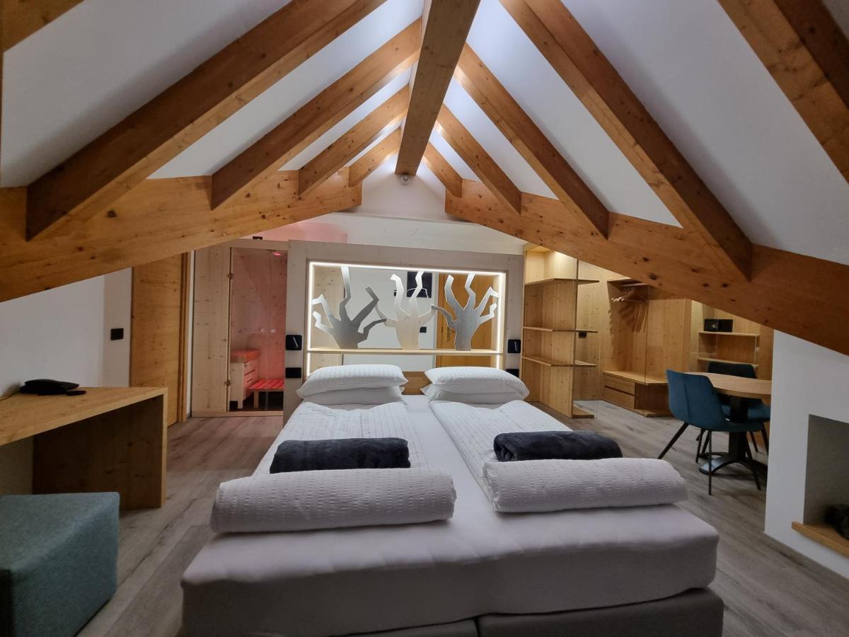 אנדלו Hotel Canada מראה חיצוני תמונה